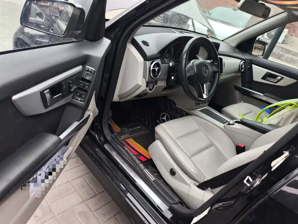 Mercedes-Benz GLK-Class 2013 GLK 300 4MATIC Dynamic Sunroof фото 14