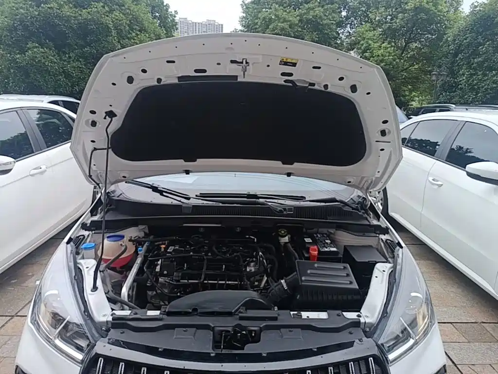 Chery Arrizo 5 2025 2025 Model Year Excellence Edition 1.5L CVT Trend