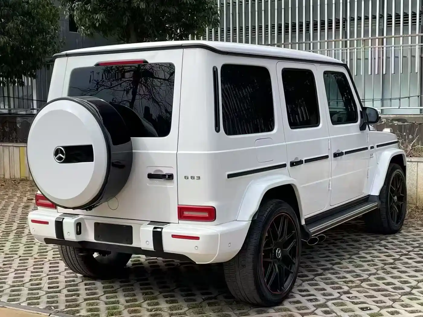 MERCEDES-BENZ G-CLASS