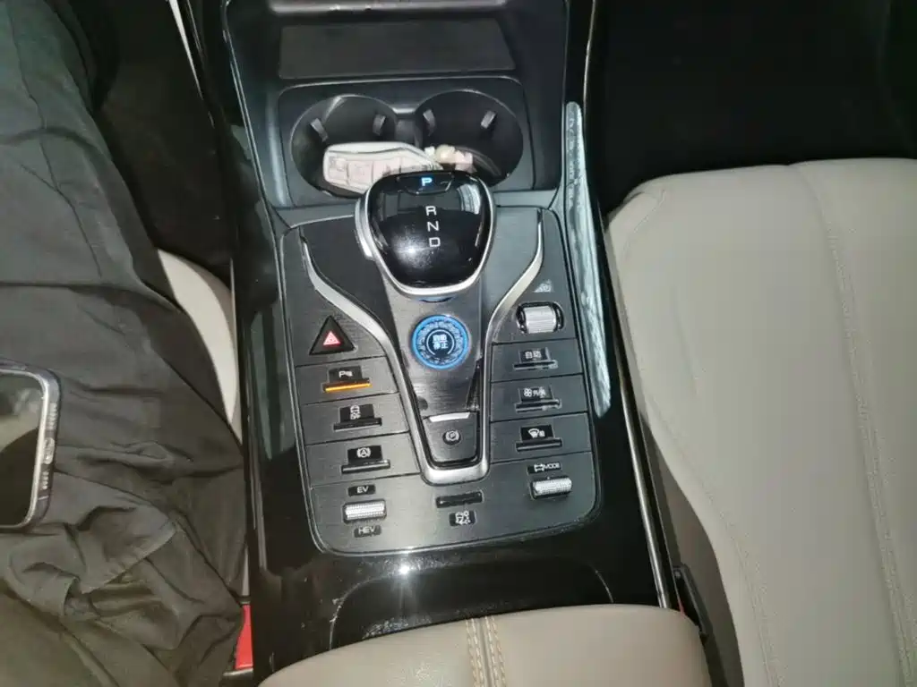 Фото 14 - BYD Qin PLUS