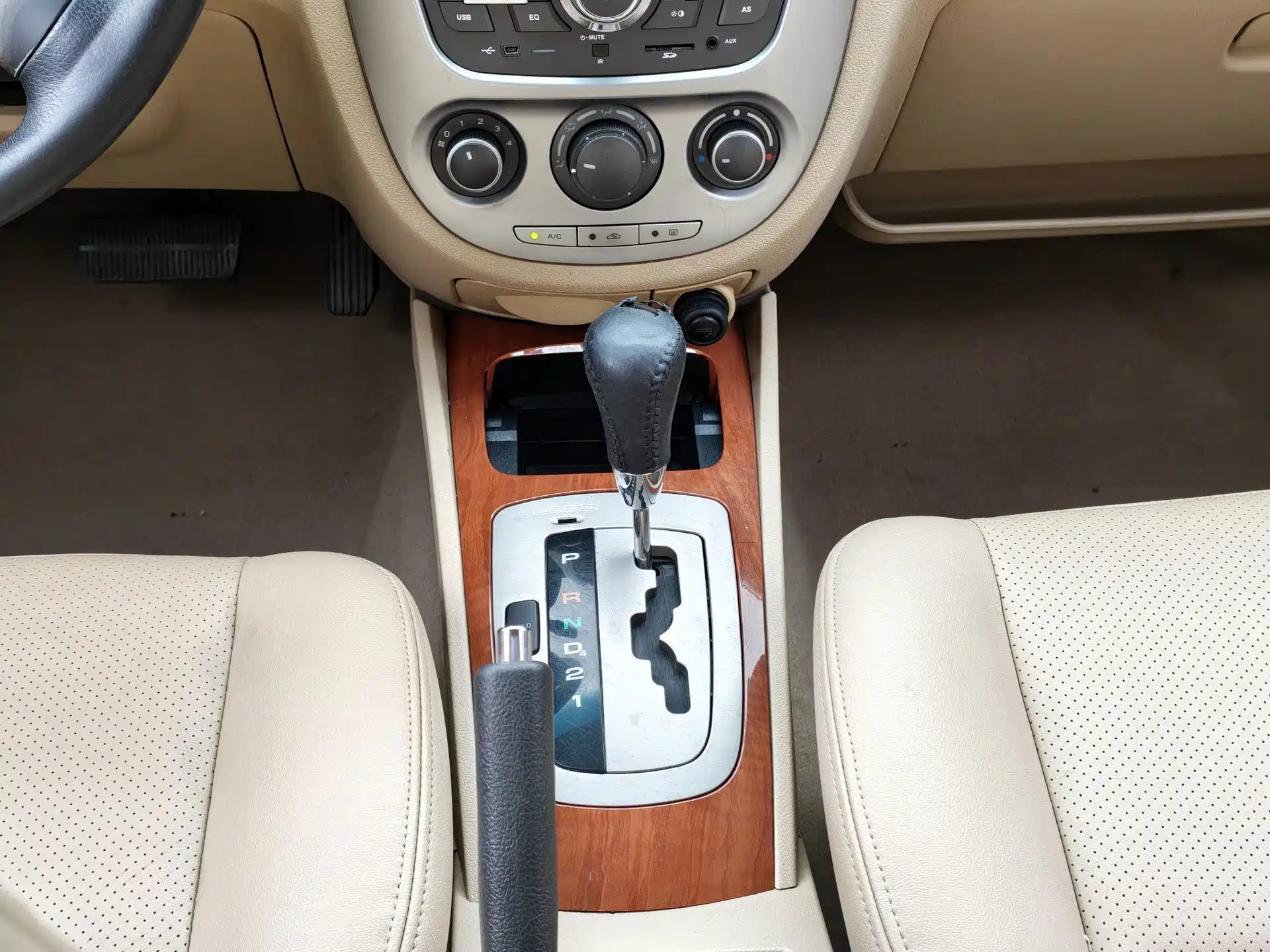 Фото 10 - Buick Excelle
