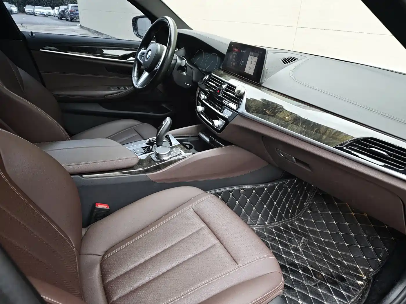 BMW 5 Series 2019 525Li M Sport Package фото 15