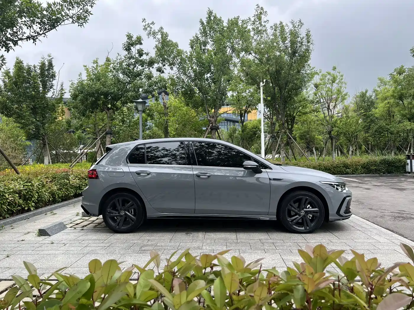 Volkswagen Golf 2021 280TSI DSG R-Line фото 4