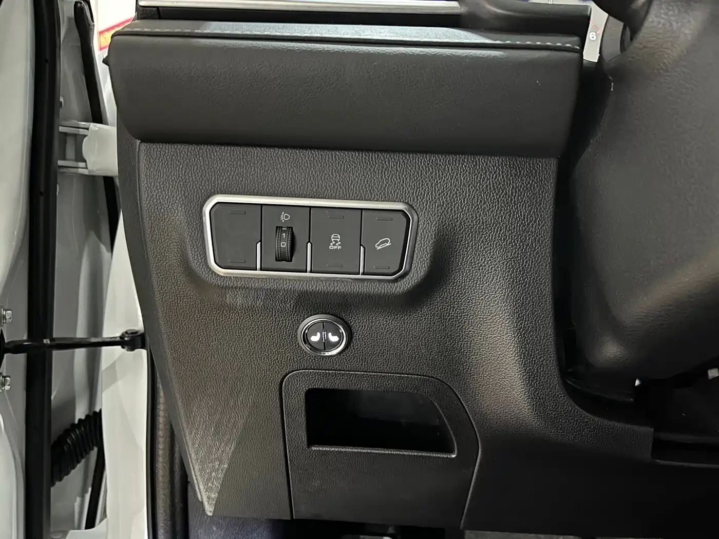 Haval M6 2023 2023 PLUS 1.5T DCT Elite Smart Connect