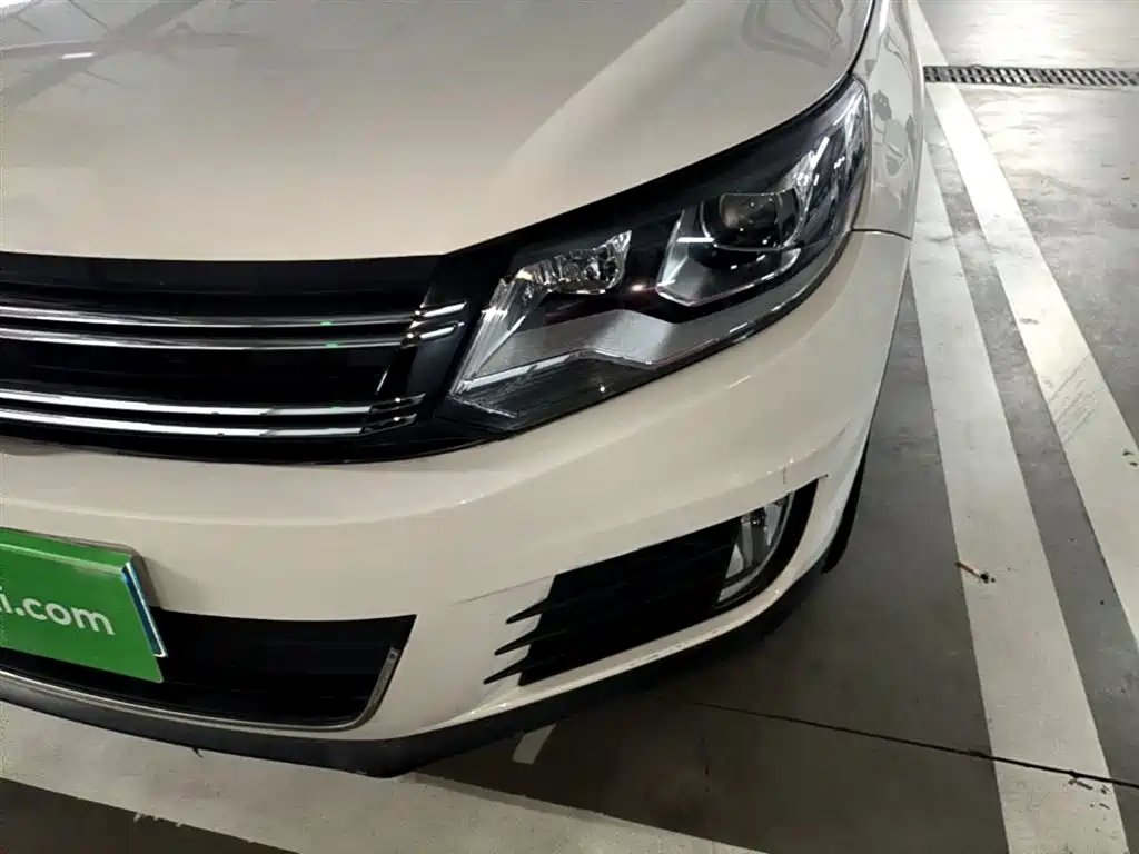 Volkswagen Tiguan 2016 Model 300TSI Automatic 2WD Trend Edition фото 24