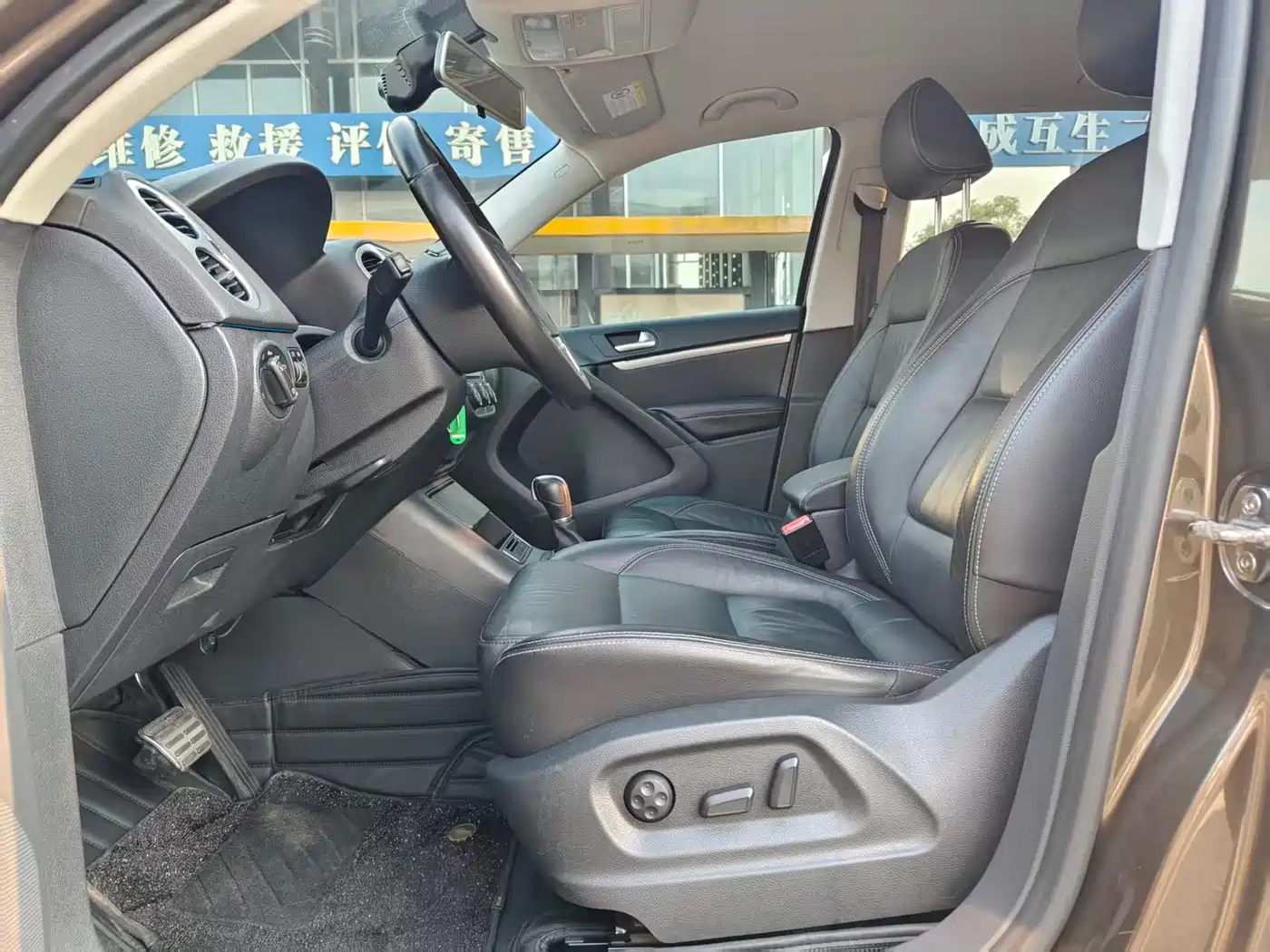 Volkswagen Tiguan 2016 Model 300TSI Automatic 2WD Comfort Edition фото 4