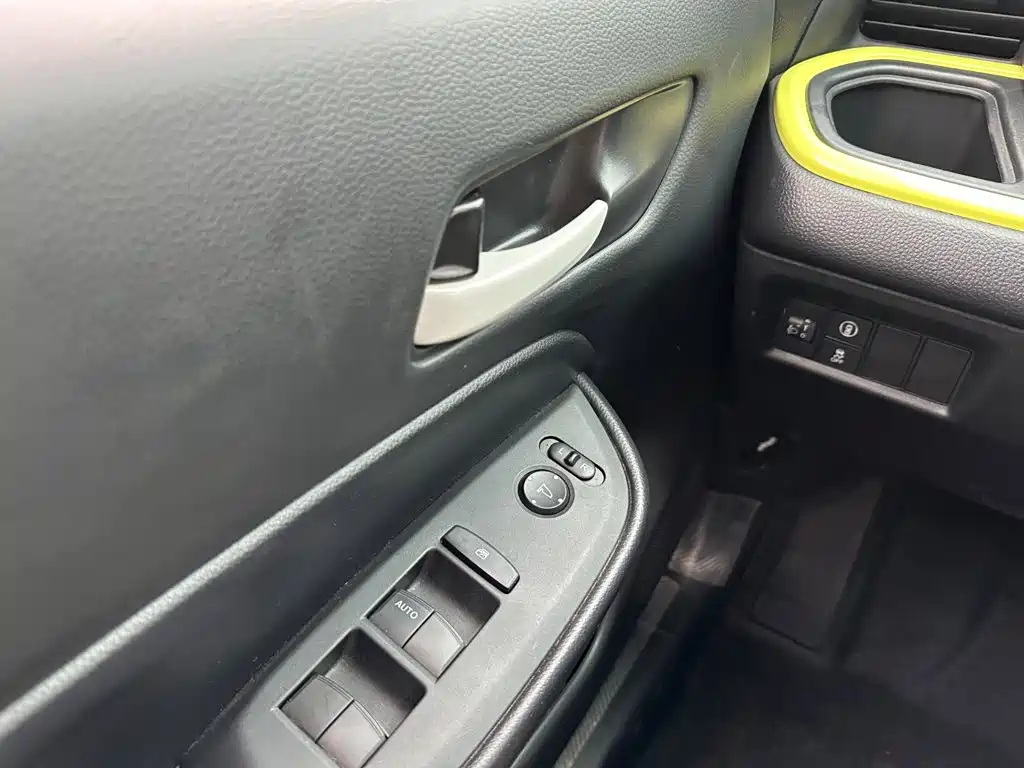 Photo 23 - Honda Fit
