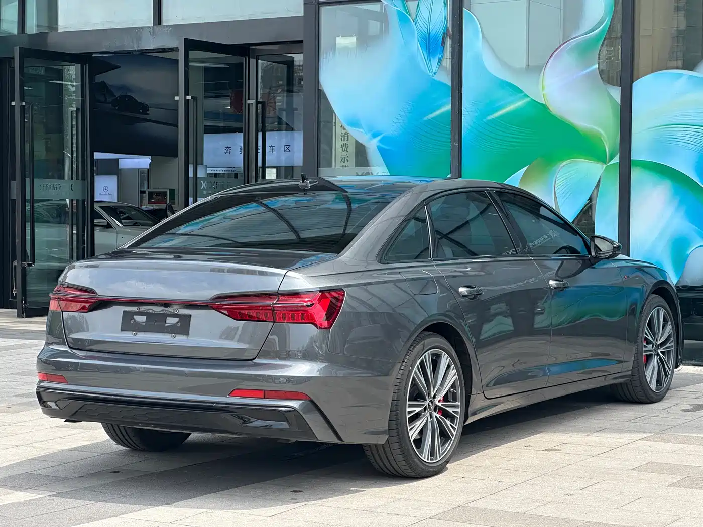 Audi A6L 2023 40 TFSI Luxury Dynamic фото 4