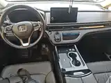 Фото 10 - Honda Elysion