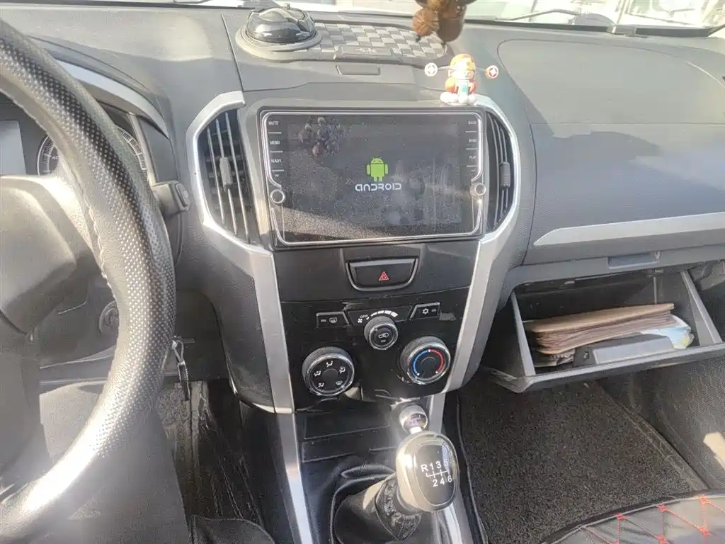 Isuzu Lingtuo 2019 2018 2.5T 2WD Base Model JE4D25Q5A
