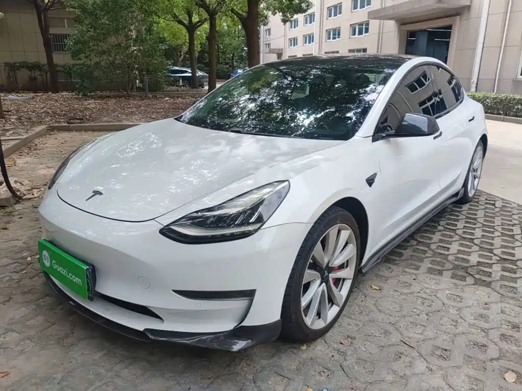 Tesla Model 3 (Import) 2019 2019 Long Range All-Wheel Drive Edition