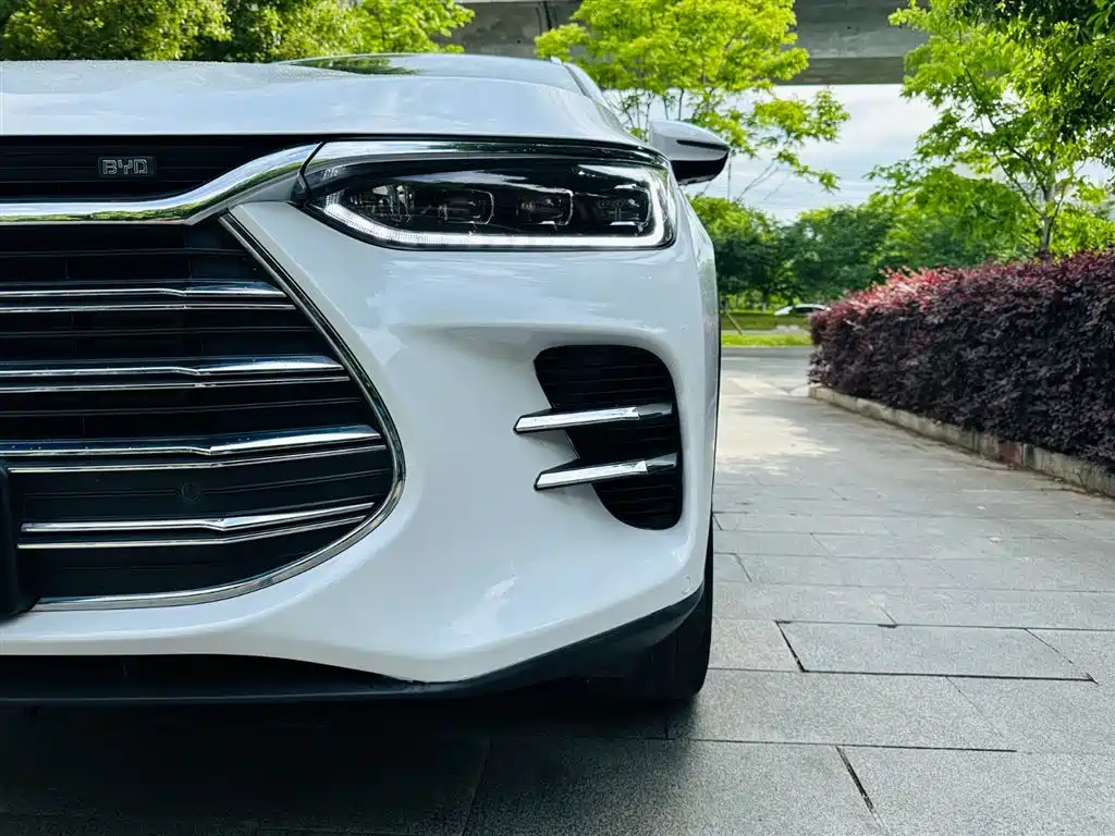 BYD TANG