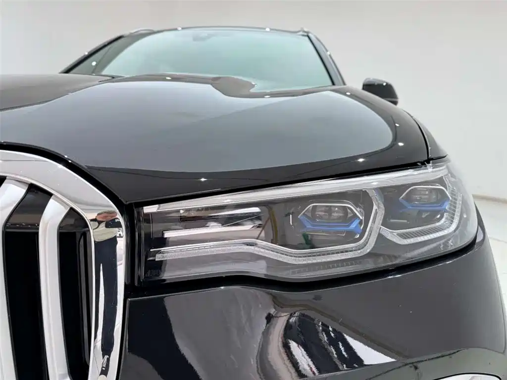 BMW X7 2020 xDrive40i Premium M Sport Package фото 2