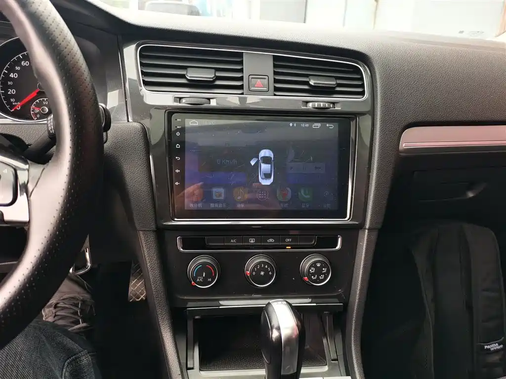 Volkswagen Golf 2018 230TSI Automatic Comfort фото 10