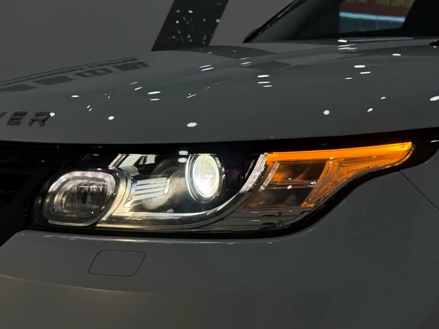 Photo 28 - Land Rover Range Rover Sport