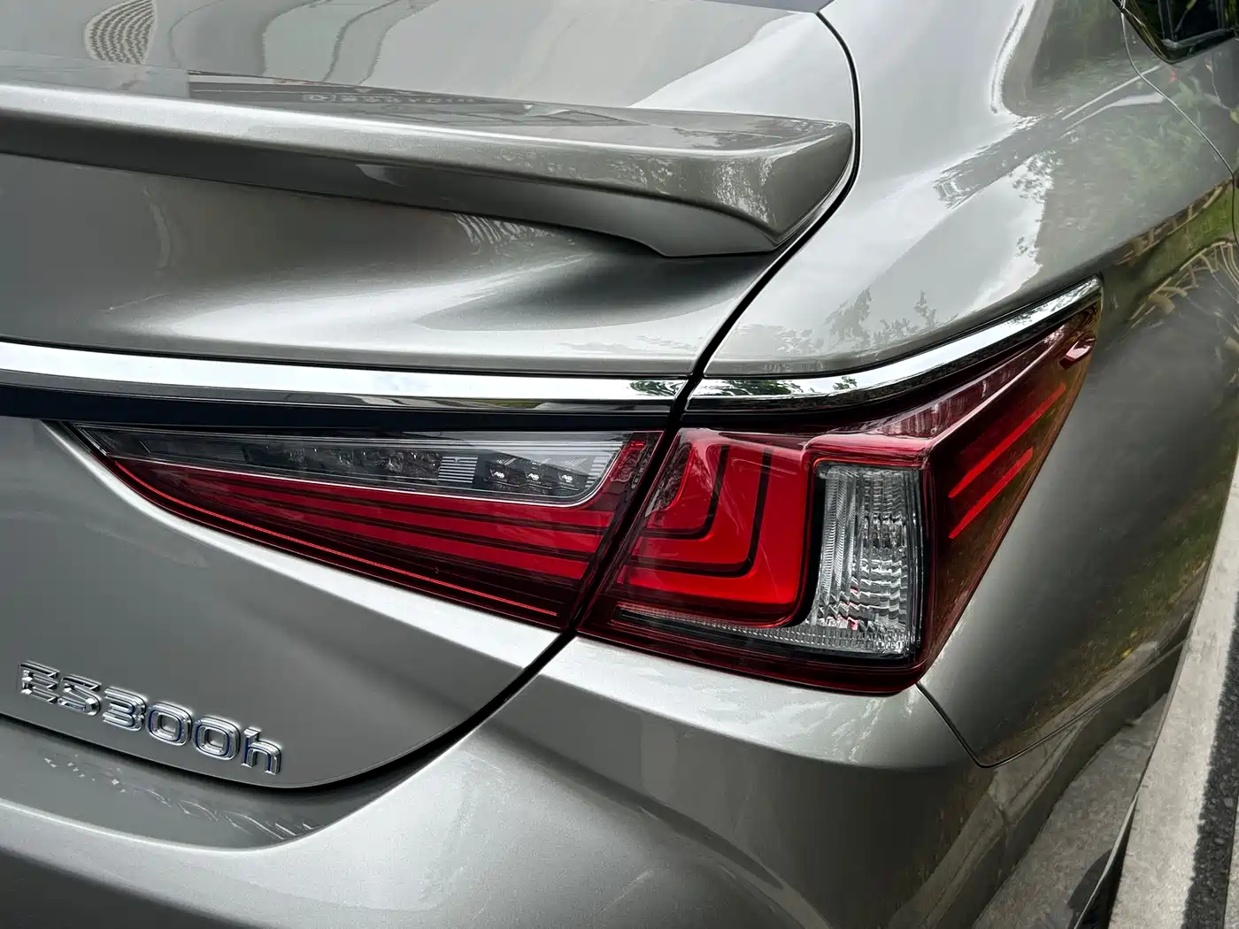 Lexus ES 2018 300h Excellence Edition China V фото 16