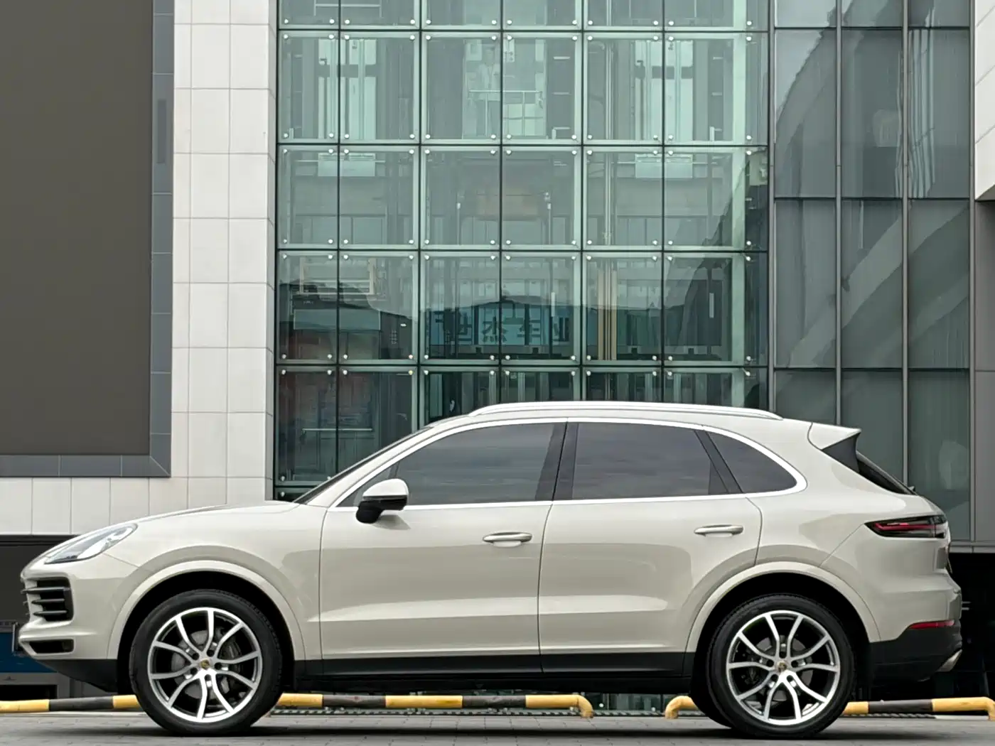 Porsche Cayenne 2019 Cayenne 3.0T фото 7