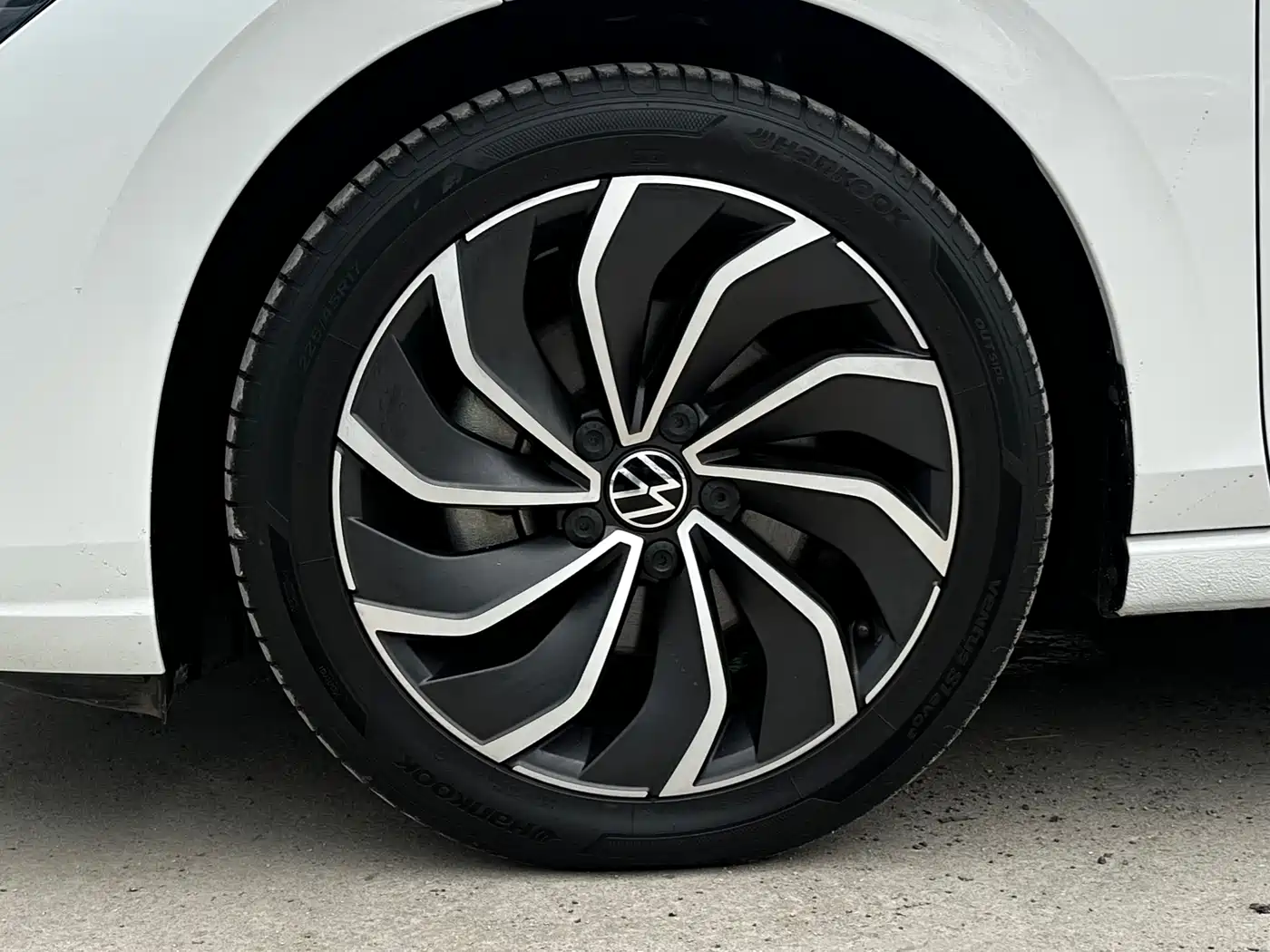Volkswagen Golf 2021 280TSI DSG Pro фото 4
