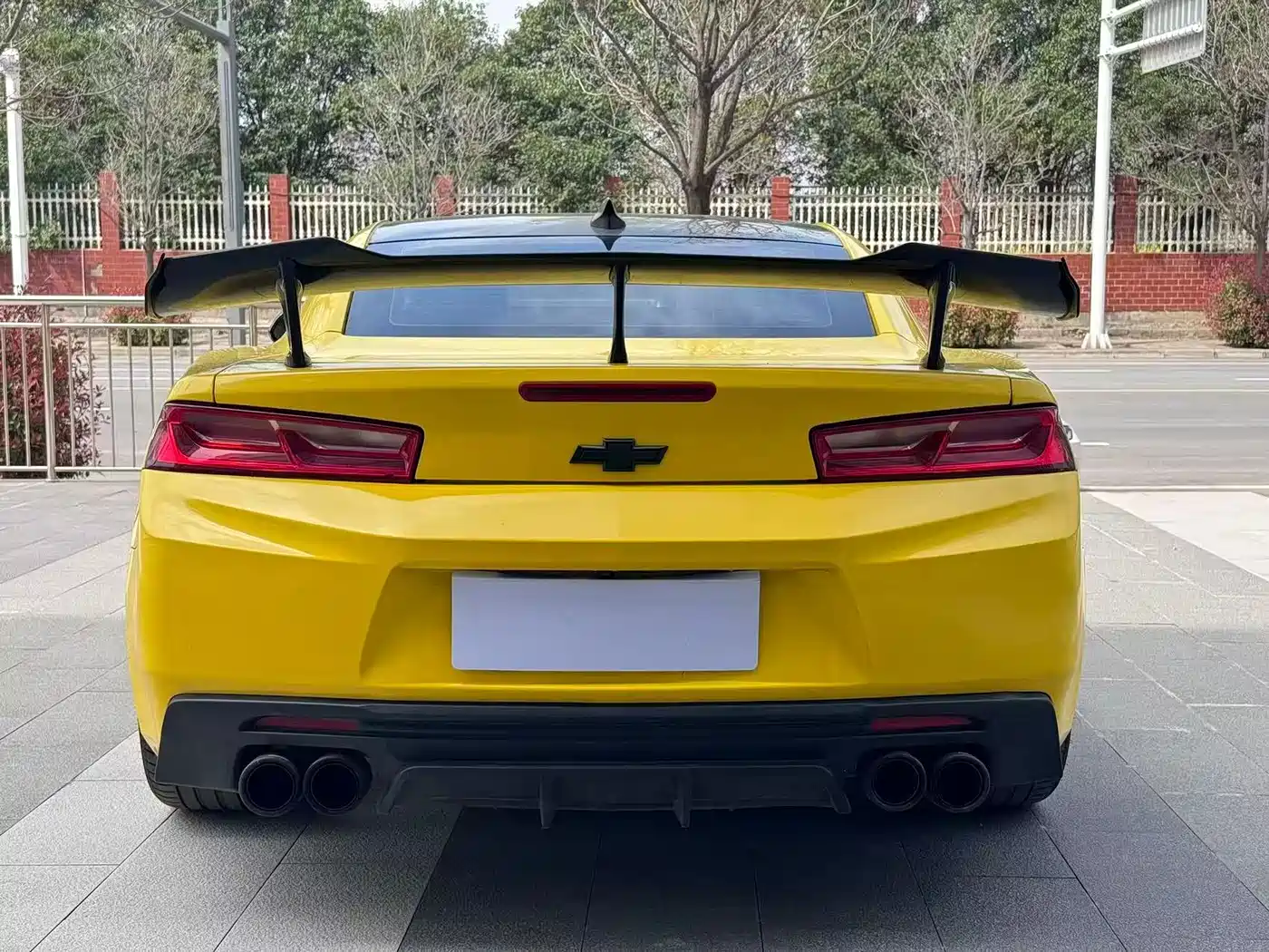 Chevrolet Camaro 2017 2.0T RS фото 8