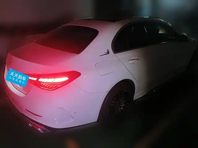 Mercedes-Benz C-Class 2024 C 260 L Sport — фото 2