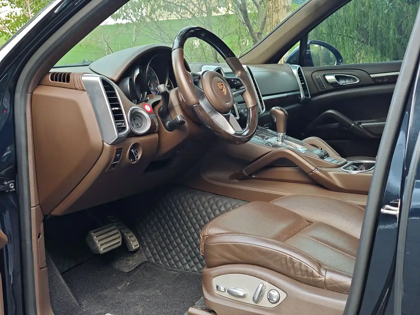 PORSCHE CAYENNE NEW ENERGY