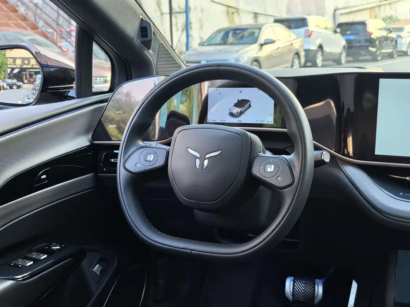 Hongqi EH7 2025 640 AWD Smart Selection Edition фото 9