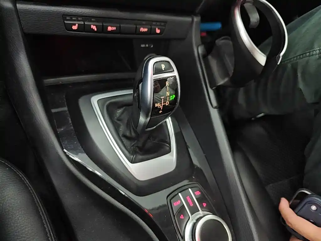 BMW X1 2015 Model sDrive18i Fashion Advanced Edition фото 14
