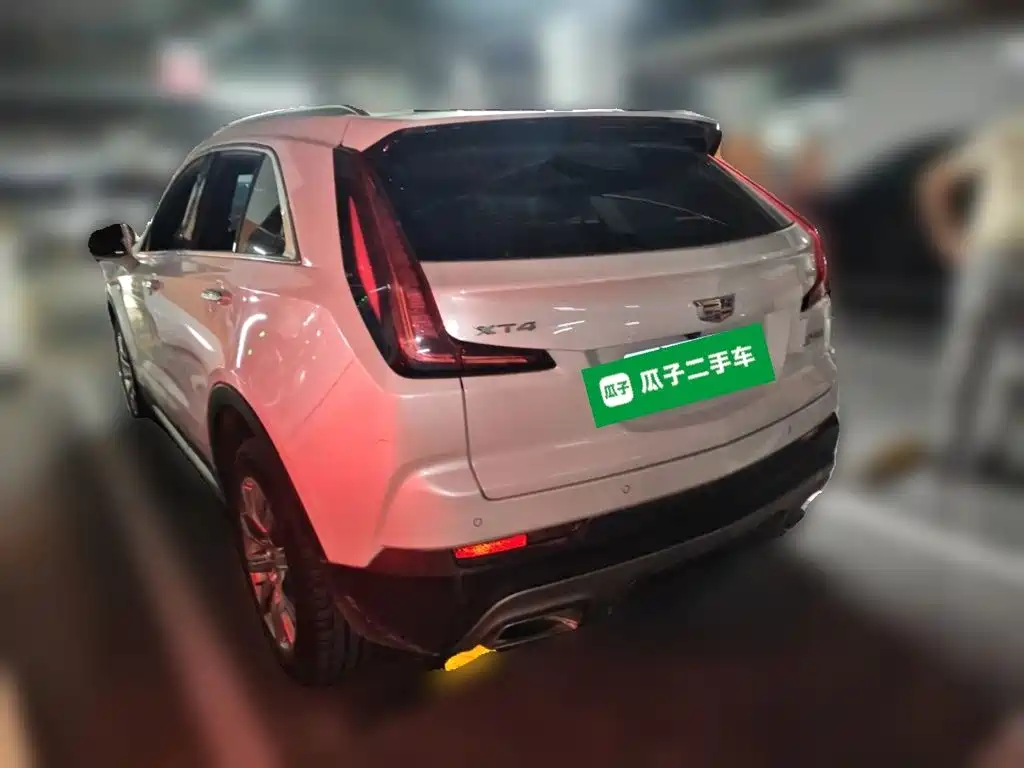 Cadillac XT4 2022 2021 28T FWD Luxury Edition