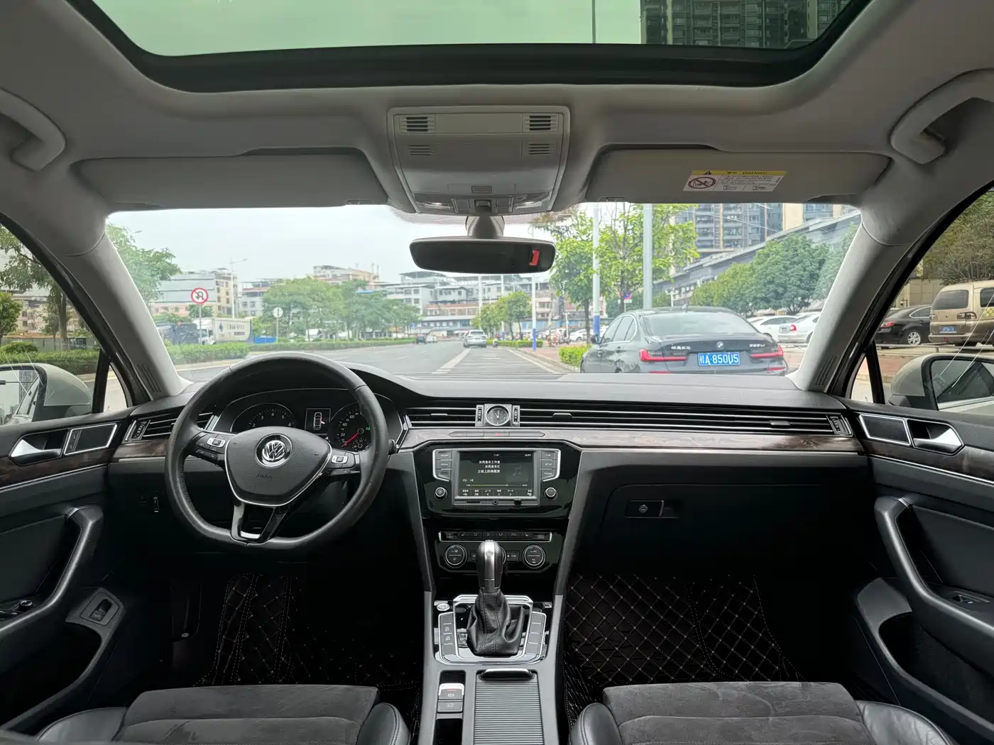 Volkswagen Magotan 2017 380TSI DSG Luxury фото 14