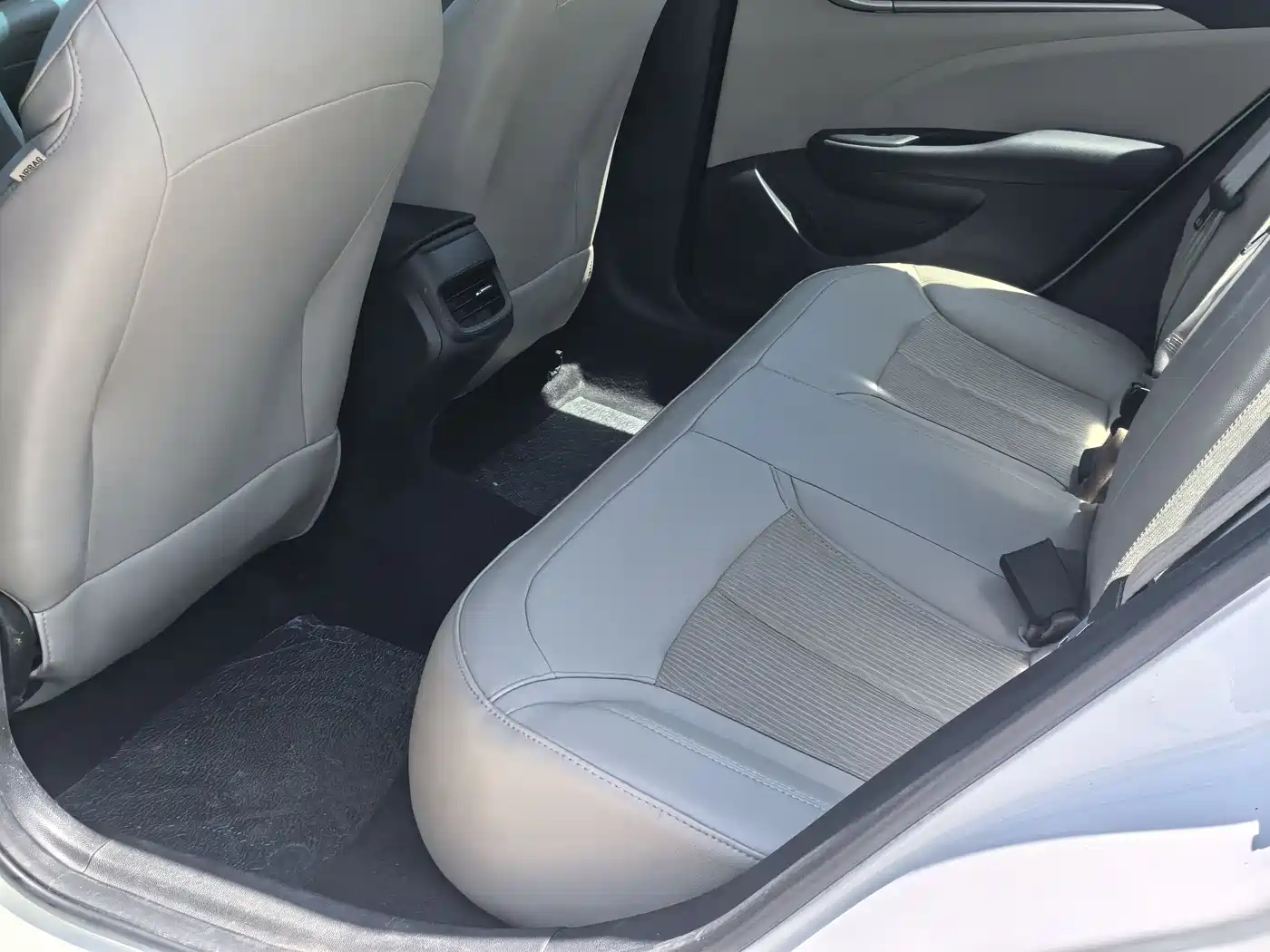 Buick Excelle 2017 15N Automatic Elite фото 6