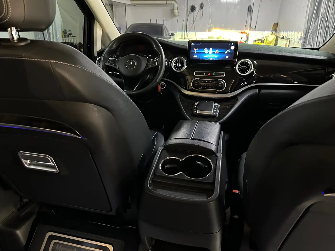 Mercedes-Benz Vito 2021 2.0T Elite 7-Seater фото 10