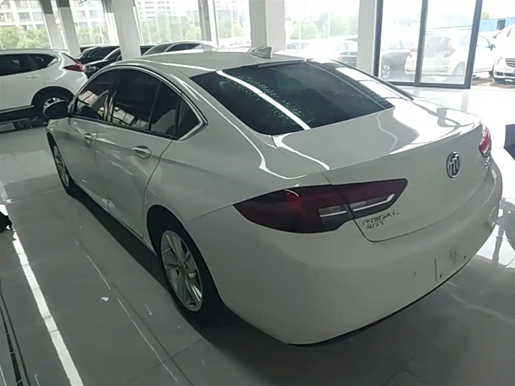 Buick Regal 2019 20T Elite China VI фото 5