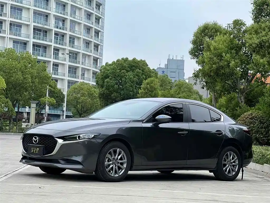Mazda 3 Axela 2023 2.0L Auto Zhiqing