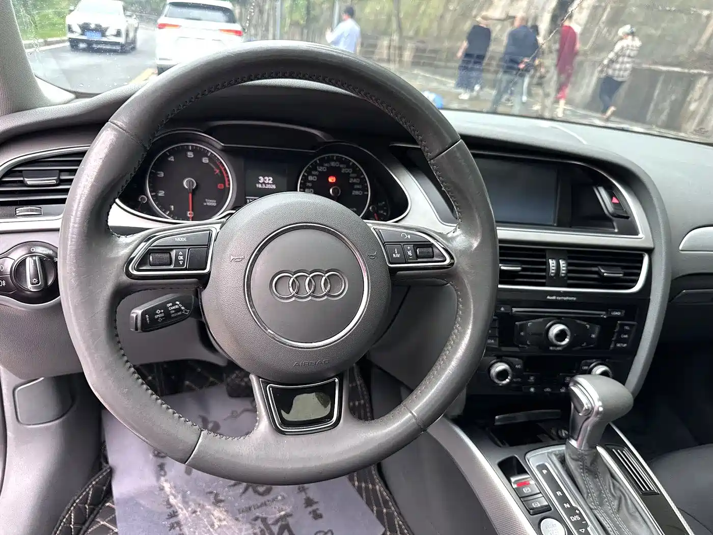 Audi A4L 2016 35 TFSI Collector's Edition Automatic Standard фото 8