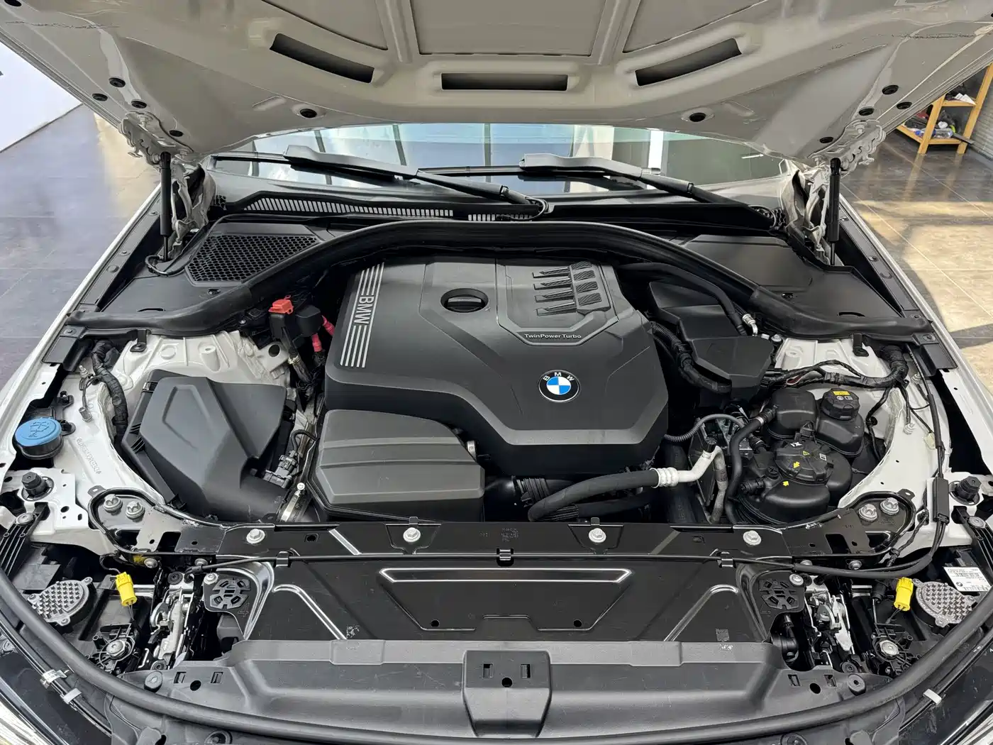 Фото 17 - BMW 3 Series