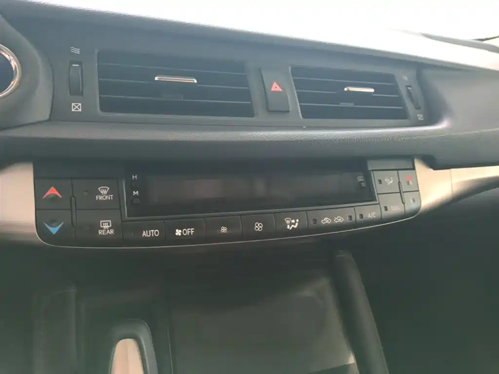 Lexus CT 2014 CT200h Elite Monochrome фото 13