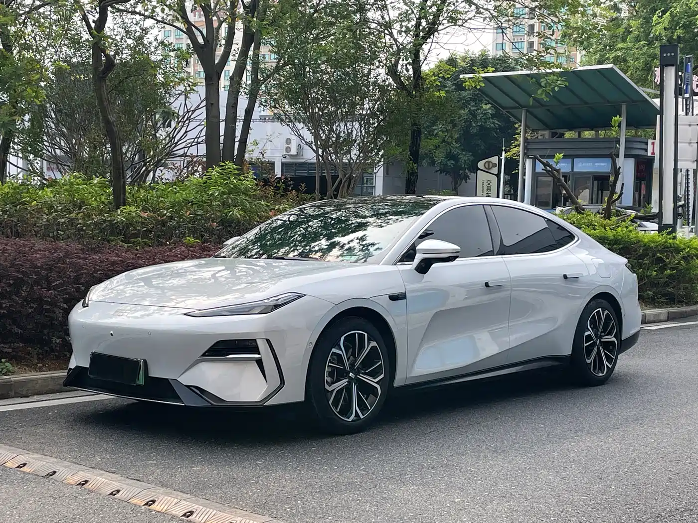 GEELY GALAXY GALAXY E8