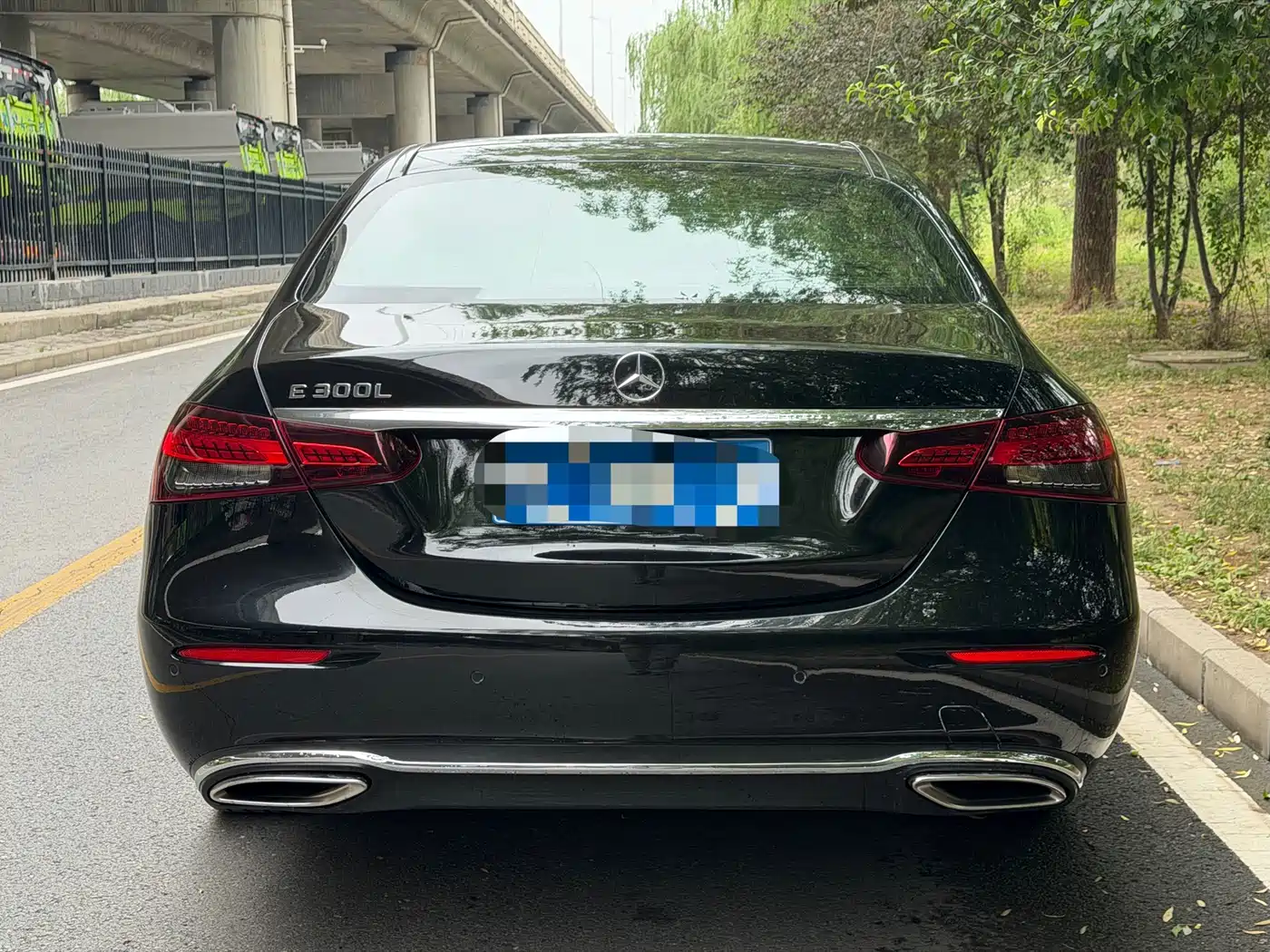 Mercedes-Benz E-Class 2023 E 300 L Luxury фото 4
