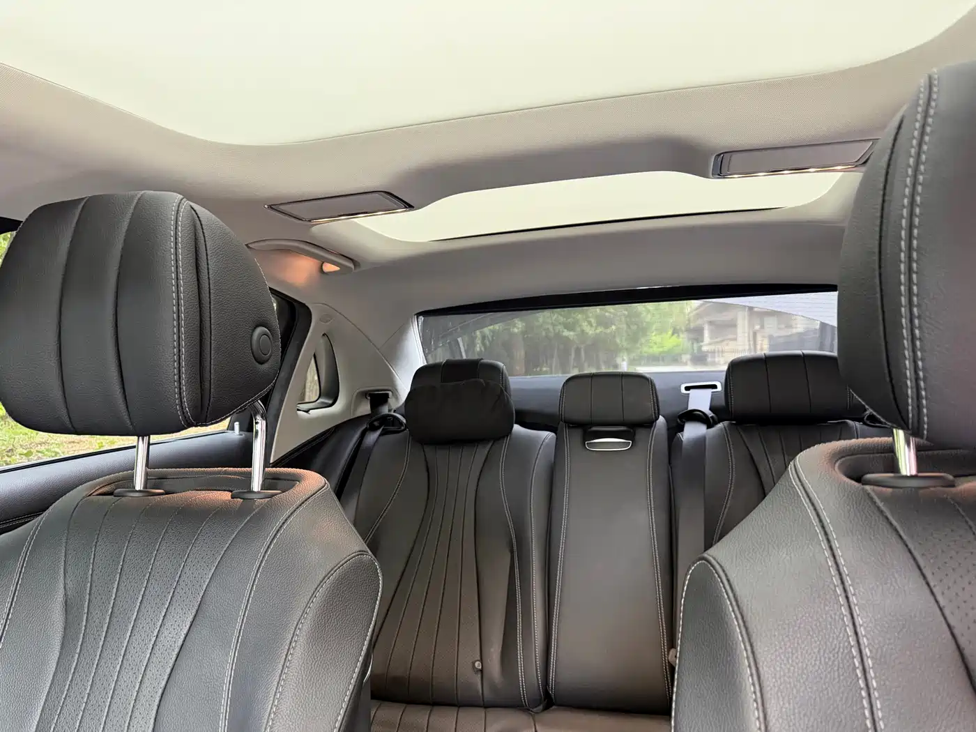 Mercedes-Benz E-Class 2023 E 300 L Luxury фото 15