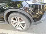 صورة 24 - Zotye T700