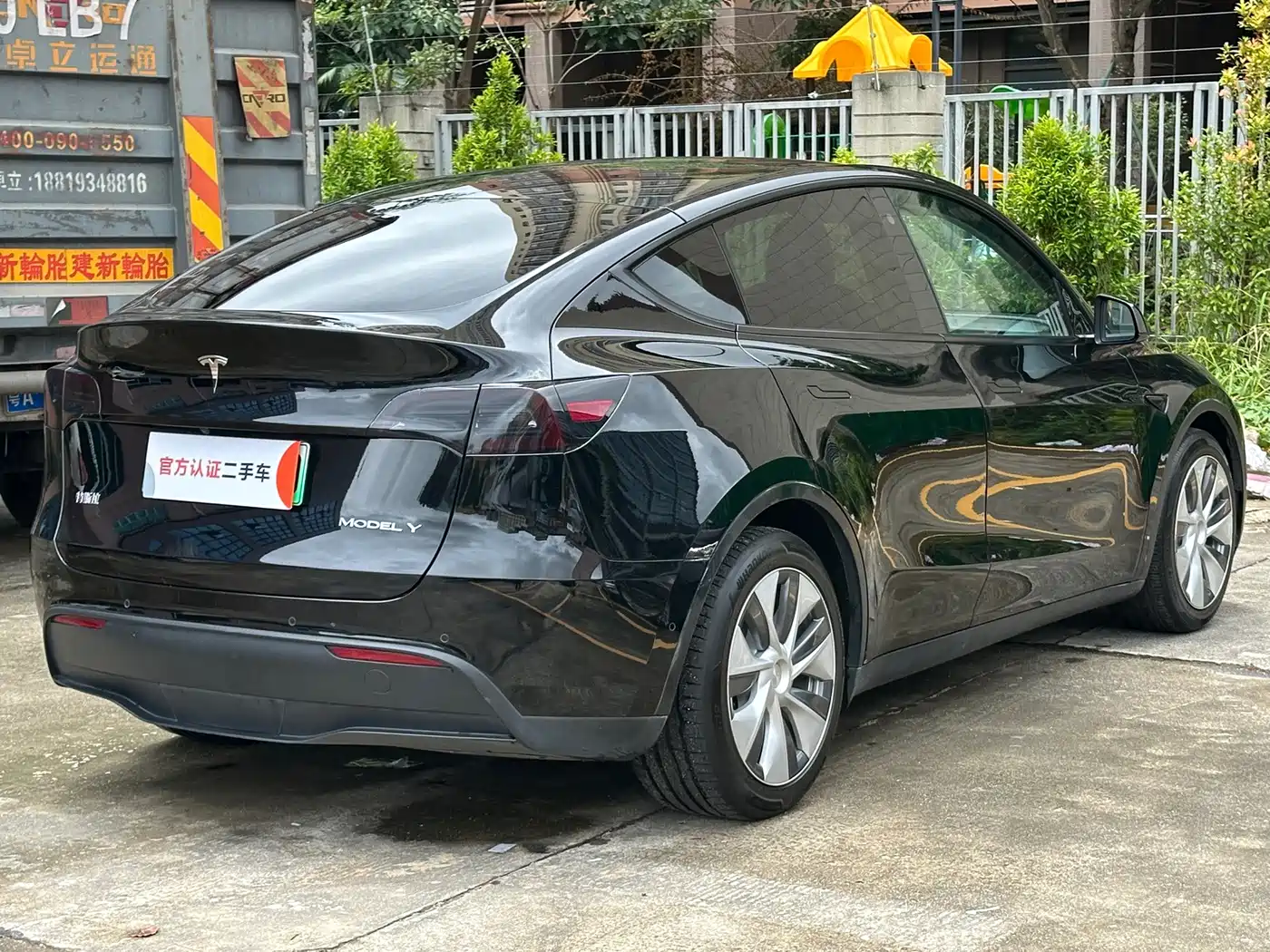 Фото 9 - Tesla Model Y