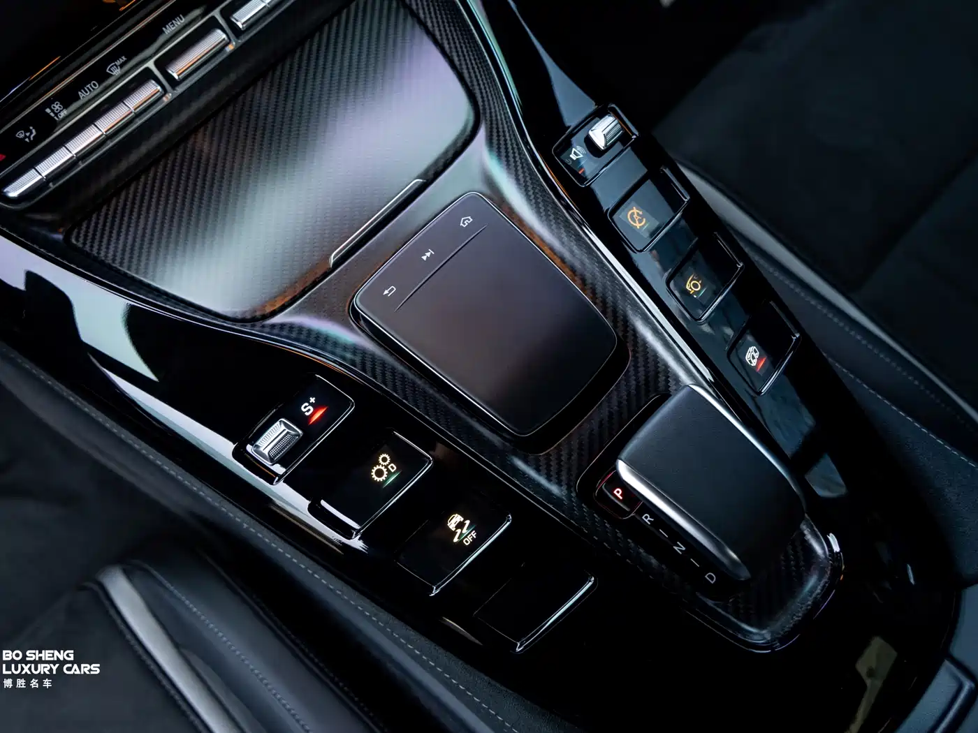 MERCEDES-BENZ AMG GT