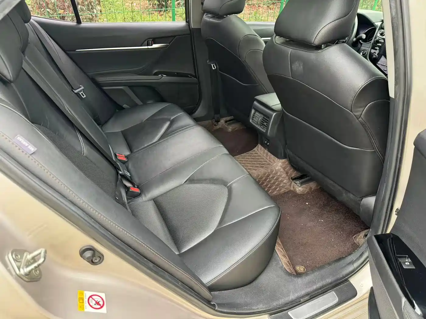 Toyota Camry 2018 2.5G Luxury Edition фото 17