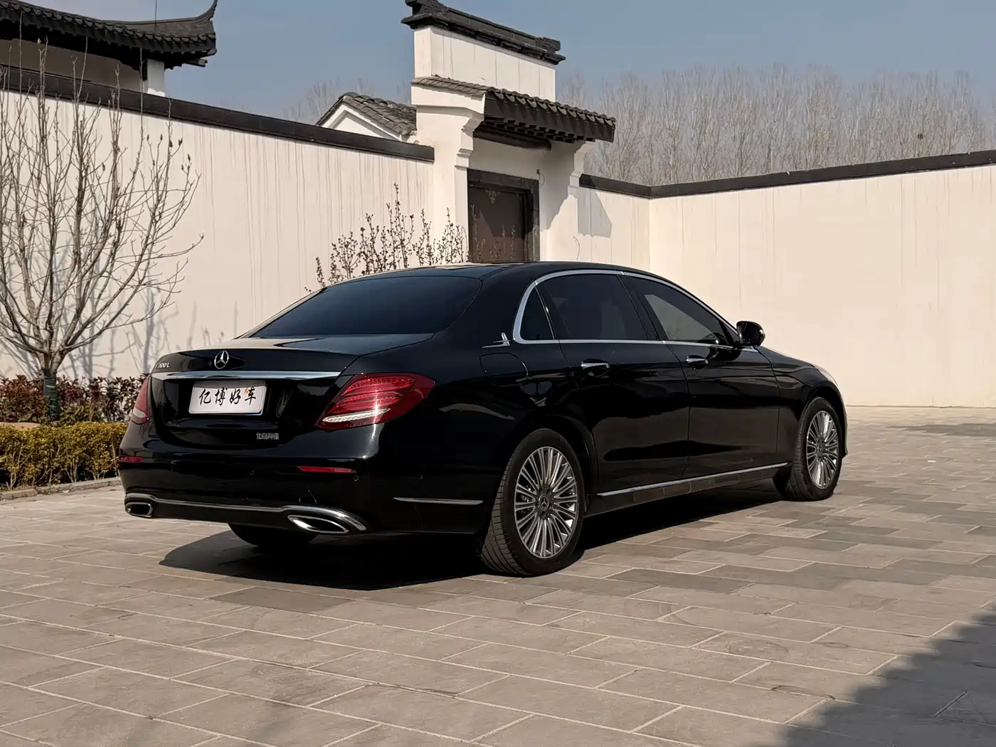 Mercedes-Benz E-Class 2020 E 300 L Luxury Model фото 9