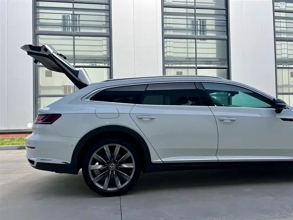 Volkswagen FAW-Volkswagen CC 2023 Shooting Brake 380TSI Hunter's Heart Edition фото 26