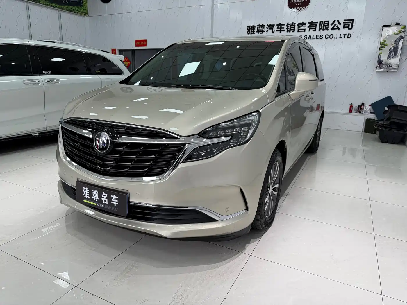 BUICK GL8