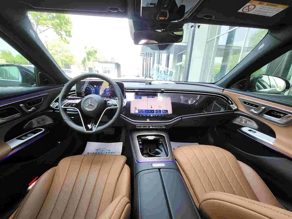 Mercedes-Benz E-Class 2024 Model E 300 L Luxury фото 16