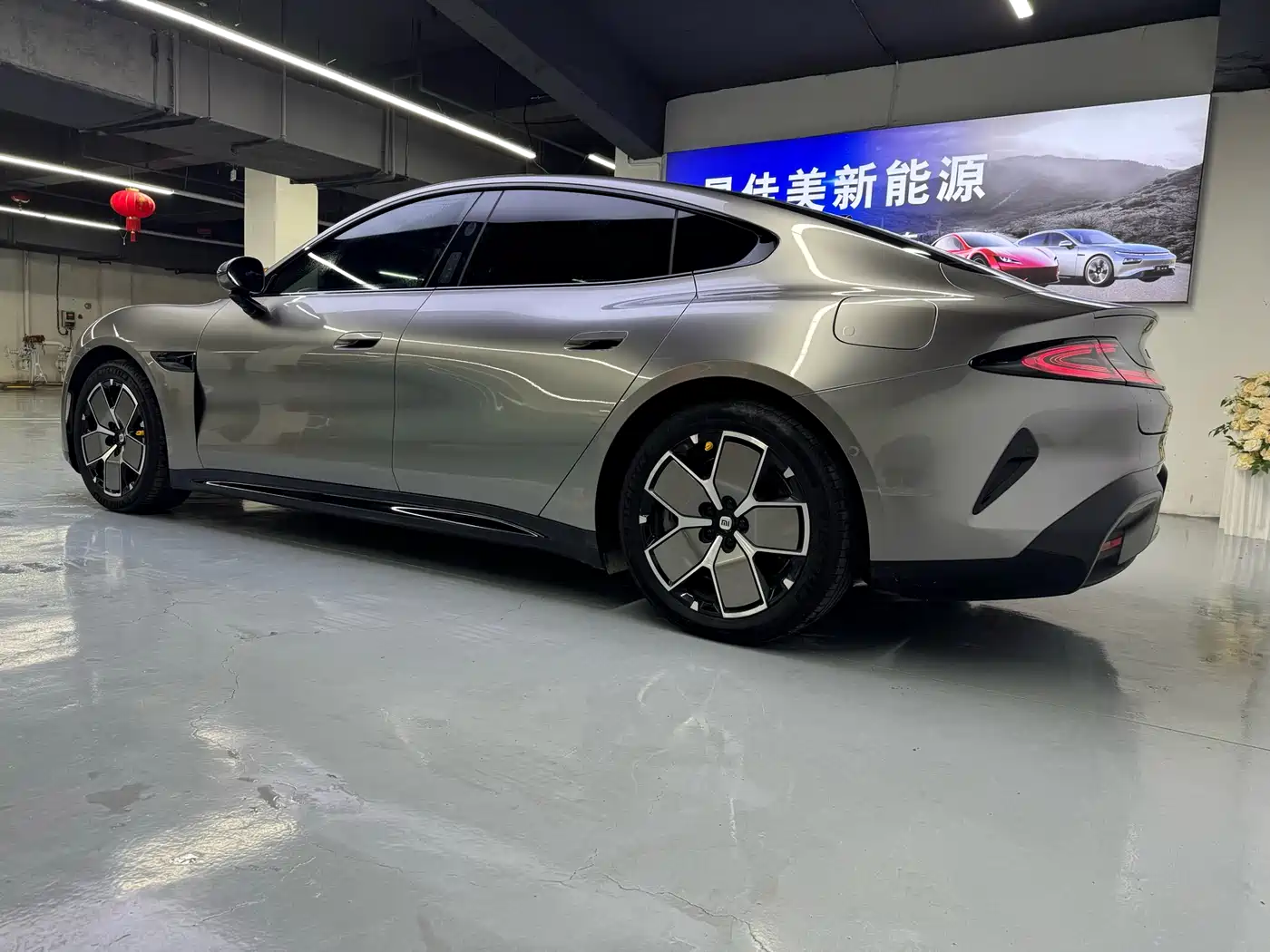 XIAOMI CAR XIAOMI SU7