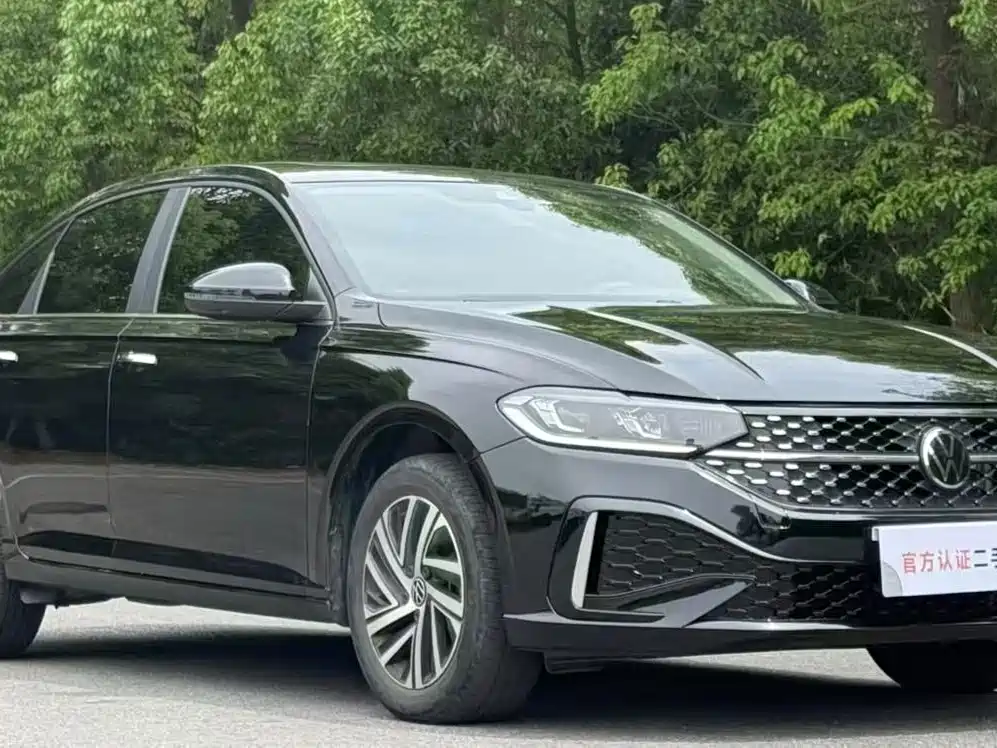 Volkswagen Lavida 2023 300TSI DSG Starlight Full Comfort Edition фото 3