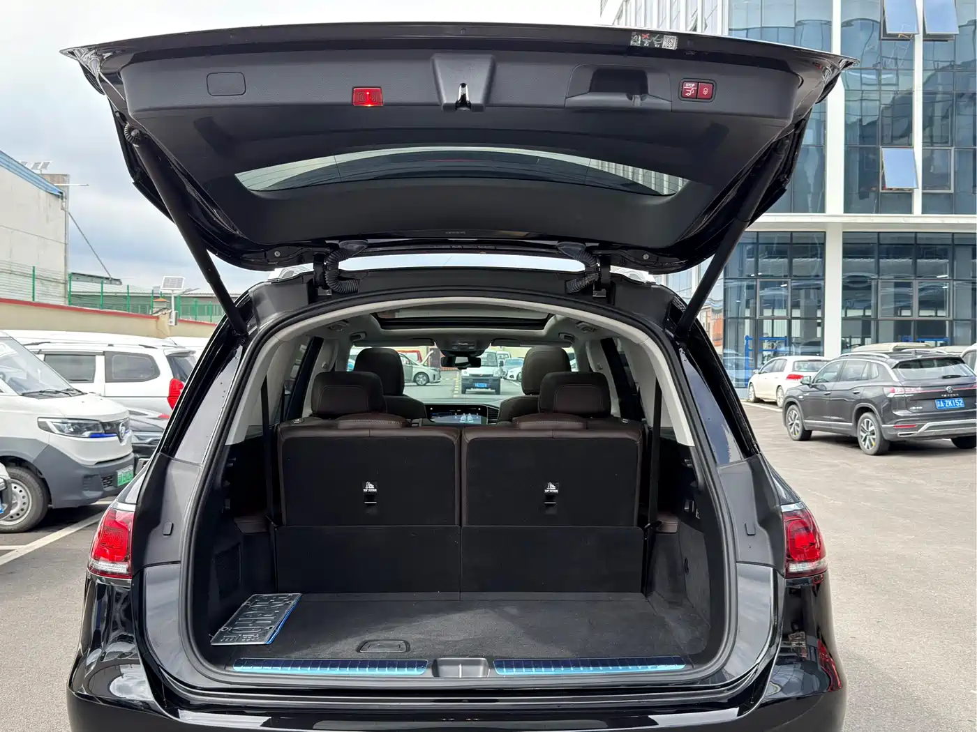 Mercedes-Benz GLS 2023 Second Facelift GLS 450 4MATIC Fashion фото 14
